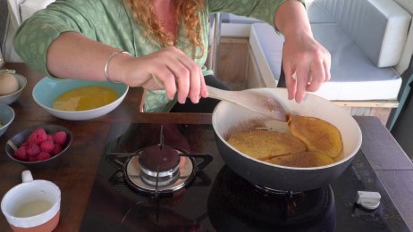 One Pot Campervan Recipe: Sweet Cinnamon Eggy Bread (Planet Eat)